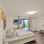 B2 - Urlaubsmagie - Mit Terrasse& Grill Direkt Am Wanderweg *